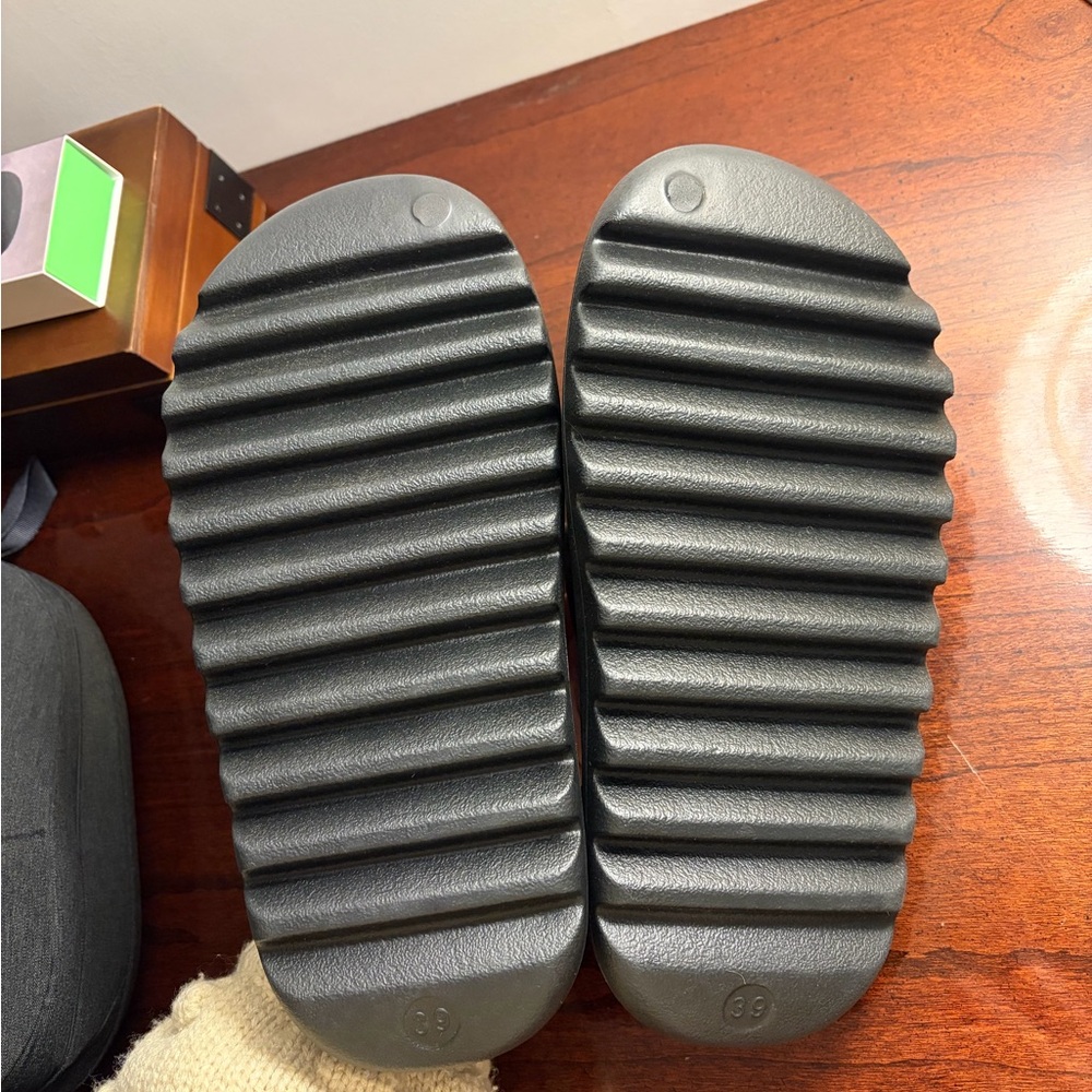 Black Foam Slide Sandals - Picture 3 of 4